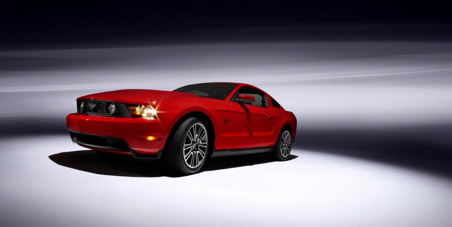  Ford Mustang GT 2010 года  (фото 162 из 213)